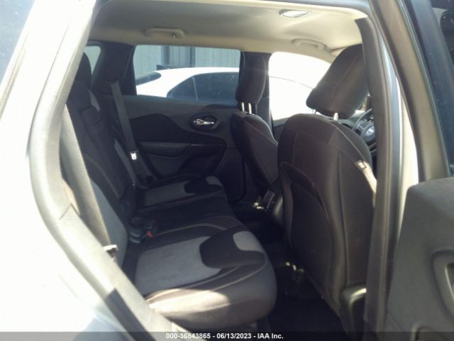 1C4PJLAB8FW660838 Jeep Cherokee Sport