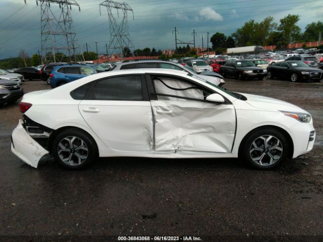 3KPF24AD7KE036422 KIA Forte Lxs