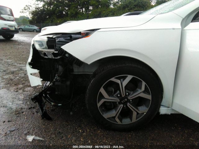 3KPF24AD7KE036422 KIA Forte Lxs