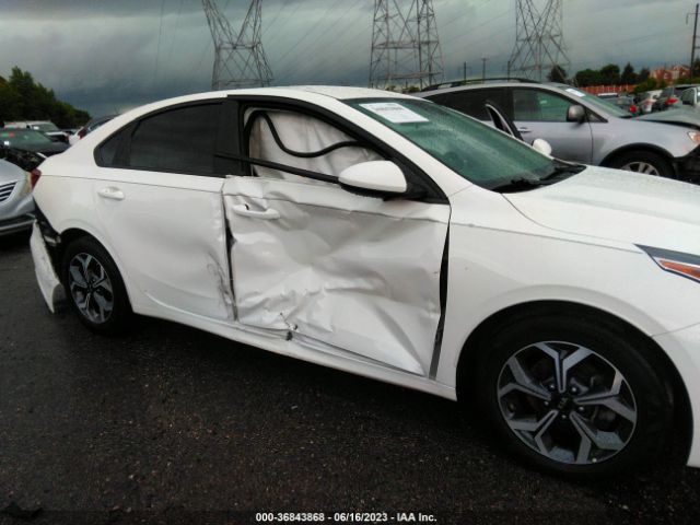 3KPF24AD7KE036422 KIA Forte Lxs