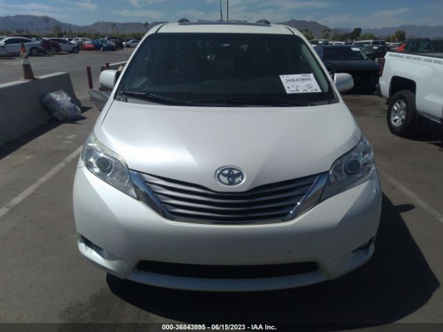 5TDYZ3DC7HS850778 Toyota SIENNA XLE