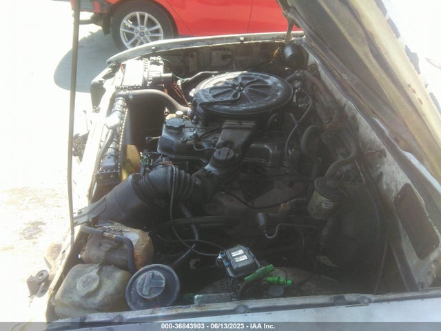 1983 TOYOTA PICKUP 1/2 TON RN44 VIN: JT4RN44D0D1138439