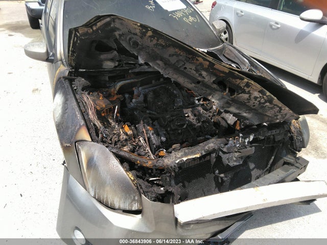 2005 NISSAN MAXIMA 3.5 SL VIN: 1N4BA41E35C848022