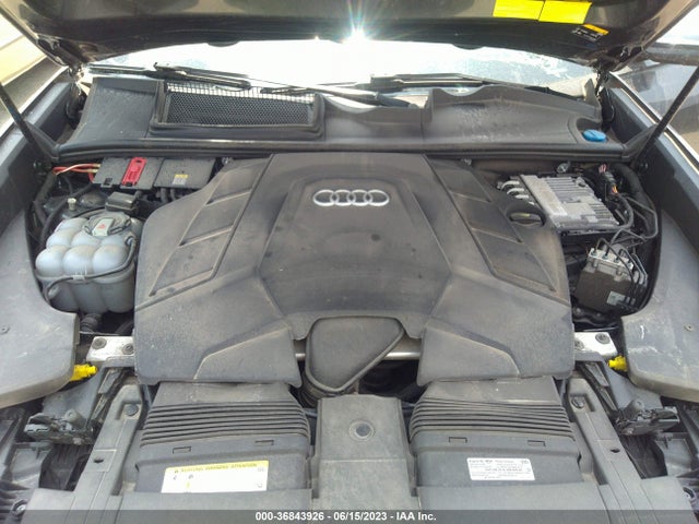WA1EVAF13LD024040 Audi Q8 Premium Plus
