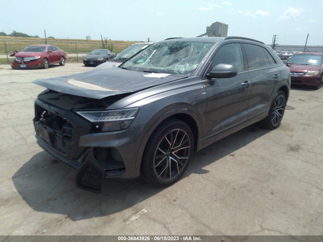 WA1EVAF13LD024040 Audi Q8 Premium Plus
