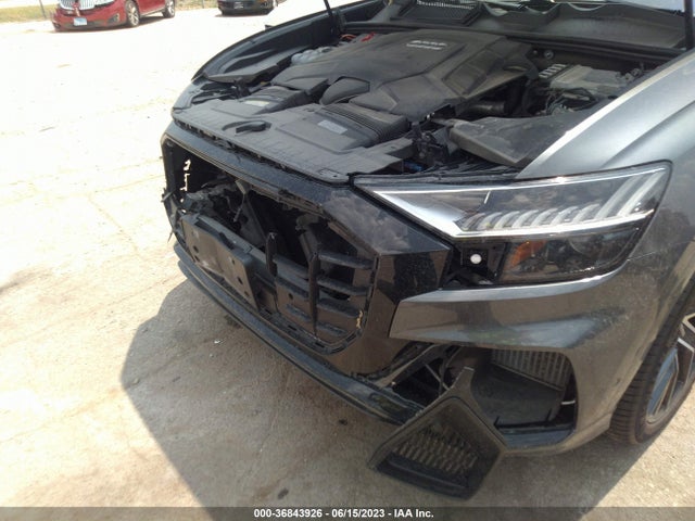 WA1EVAF13LD024040 Audi Q8 Premium Plus