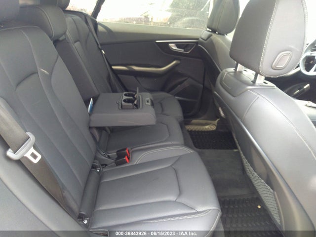 WA1EVAF13LD024040 Audi Q8 Premium Plus