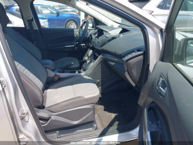 1FMCU0G75GUC81392 Ford ESCAPE SE