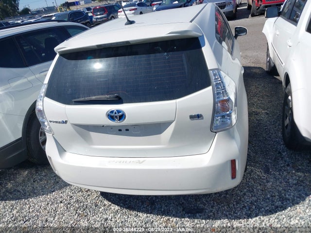 Toyota Prius V Two/three/five 2014 JTDZN3EU8E3332537 Image 8