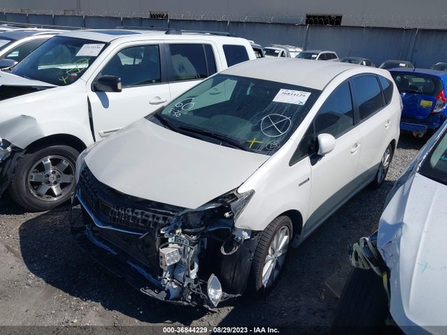 Toyota Prius V Two/three/five 2014 JTDZN3EU8E3332537 Image 2