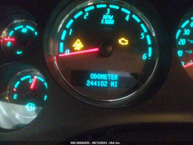 2007 GMC YUKON DENALI VIN: 1GKFK63807J350097