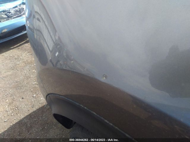 KNDPMCAC5J7324812 KIA Sportage Lx
