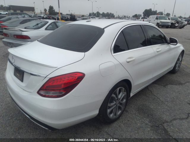 55SWF4JB5FU057951 Mercedes-Benz C-class C 300