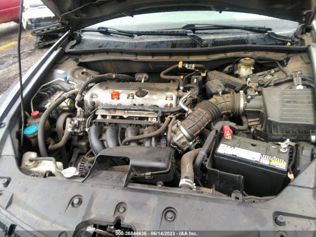 2011 HONDA ACCORD SDN LX-P VIN: 1HGCP2F41BA041430