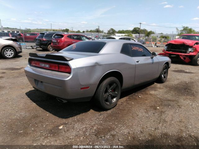 2C3CDYAG2EH111717 Dodge Challenger Sxt