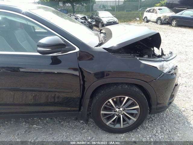 Toyota Highlander Xle 2019 5TDJZRFHXKS600441 Image 4
