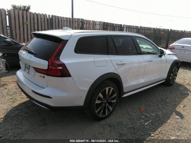 YV4L12WC6P2106228 Volvo V60 Cross Country Ultimate