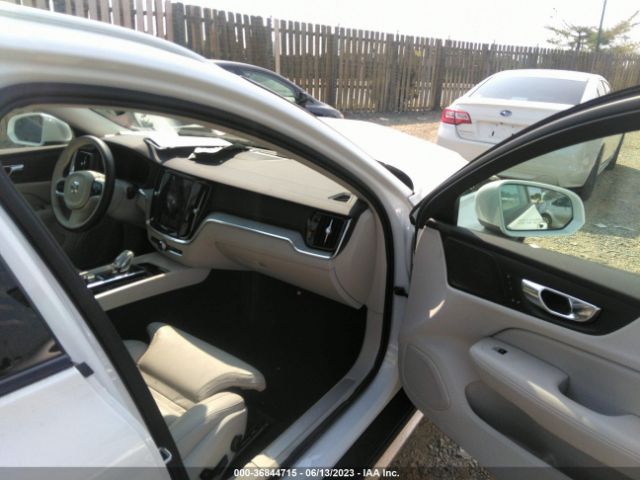 YV4L12WC6P2106228 Volvo V60 Cross Country Ultimate