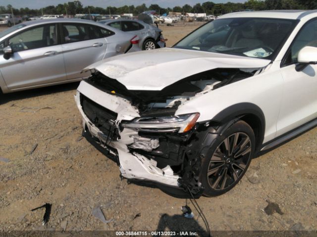 YV4L12WC6P2106228 Volvo V60 Cross Country Ultimate