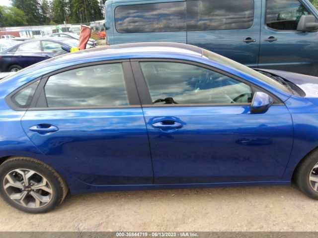 3KPF24AD1ME294745 KIA Forte Lxs