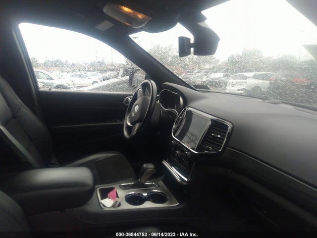 1C4RJFAG4KC826354 Jeep Grand Cherokee Laredo E