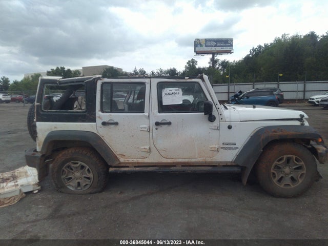 1C4BJWKG0FL533802 Jeep Wrangler Unlimited Sport Rhd
