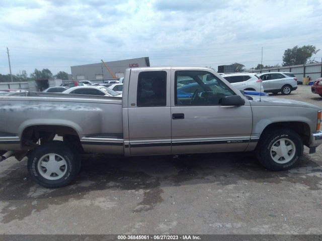 1998 CHEVROLET C/K 1500 VIN: 2GCEC19R0W1183076