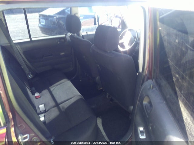 2005 SCION XB VIN: JTLKT324550220831