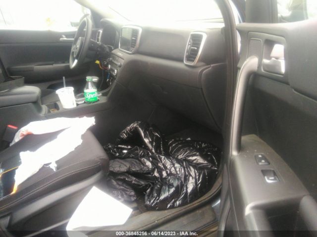 KNDPMCAC8N7954815 KIA Sportage Lx