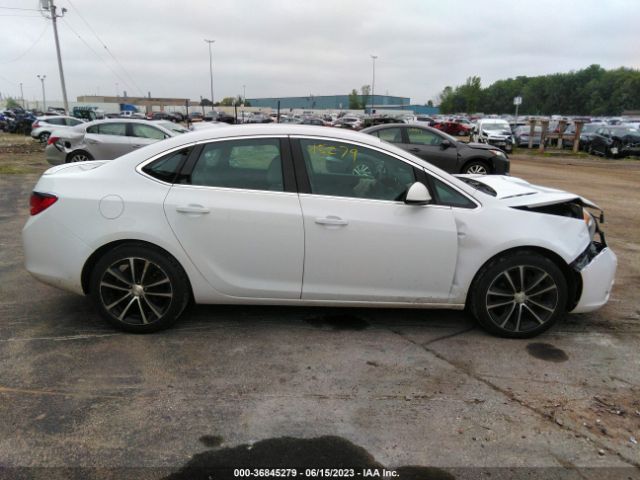 1G4PR5SK4H4119704 Buick Verano Sport Touring