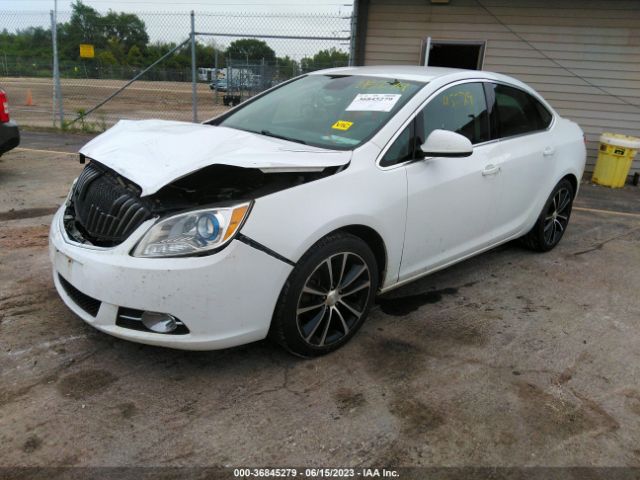 1G4PR5SK4H4119704 Buick Verano Sport Touring