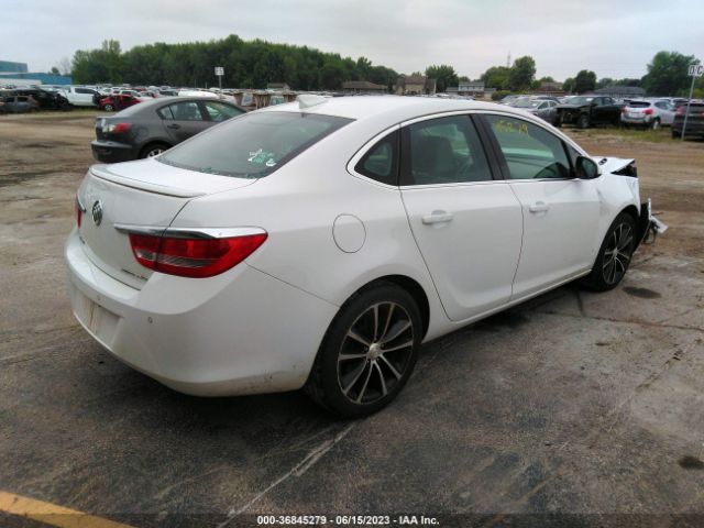 1G4PR5SK4H4119704 Buick Verano Sport Touring