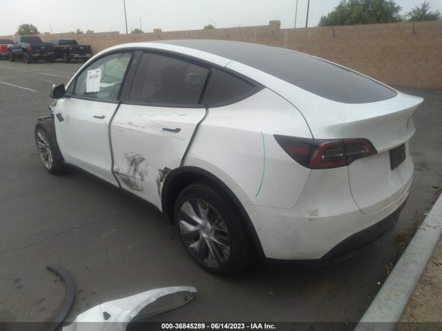 Tesla Model Y Long Range 2022 7SAYGDEE5NA018951 Image 3