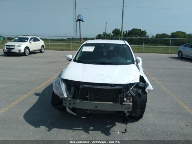3N1CN7AP7GL867575 Nissan VERSA SV
