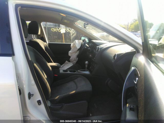 JN8AS5MT1EW622647 Nissan Rogue Select S