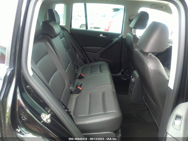 WVGAV7AX6GW507918 Volkswagen TIGUAN SE