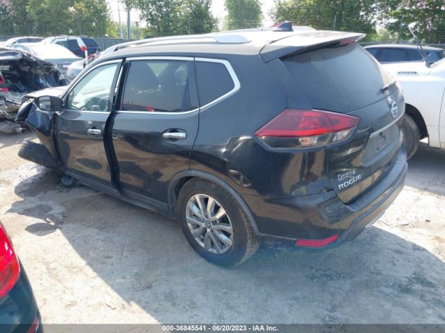 KNMAT2MTXJP502115 Nissan ROGUE SV
