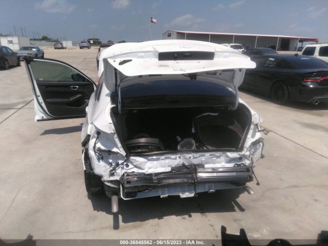 2HGFE1F92NH318276 Honda Civic Sedan Touring