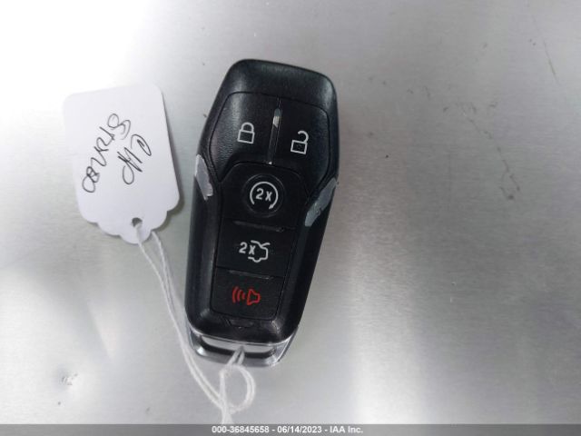 1FA6P8AM8F5338754 Ford Mustang V6