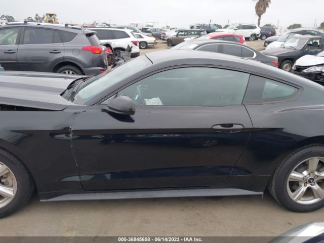 1FA6P8AM8F5338754 Ford Mustang V6