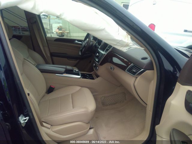4JGDA5JB7FA488132 Mercedes-Benz M-class Ml 350
