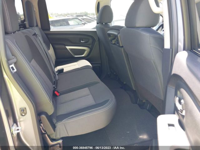 1N6AA1EE0NN104538 Nissan TITAN SV