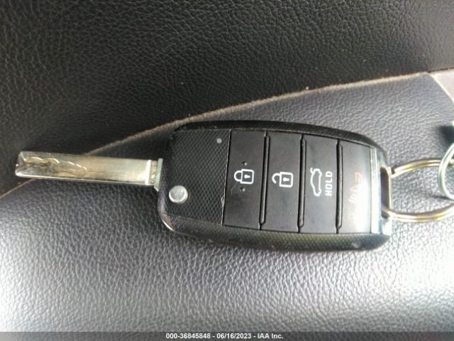 5XXGT4L30LG431265 KIA Optima Lx