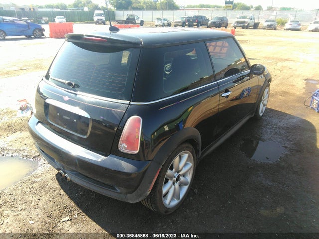 2006 MINI COOPER HARDTOP WMWRE33586TG99659 Photo 3