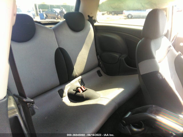2006 MINI COOPER HARDTOP WMWRE33586TG99659 Photo 7