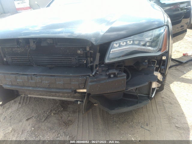 2014 Audi S8, VIN: WAUD2AFD2EN002304