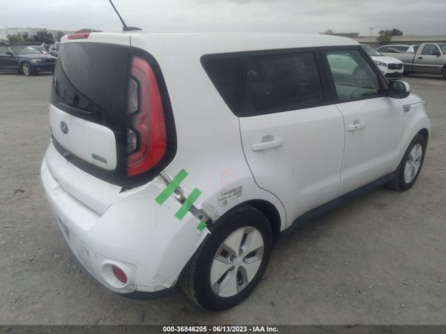 KNDJX3AEXF7002074 KIA Soul Ev +