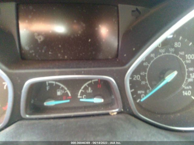 1FMCU0HD7JUB11661 Ford ESCAPE SEL