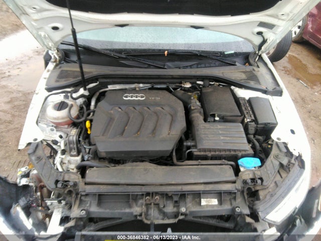 WAUAUGFF6H1026330 Audi A3 Sedan Premium