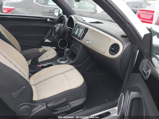 Продажа на аукционе авто 2018 Volkswagen Beetle Convertible S/coast/se, vin: 3VW5DAAT8JM502890, номер лота: 36846440